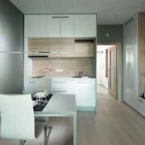 Apartement Blanc De Luxe